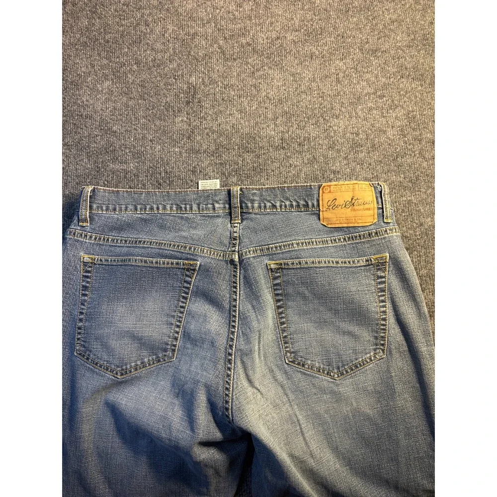 Levi's Jeans‎ Women's 18 Blue Denim Stretch Streetwear Medium Wash Bootcut Leg